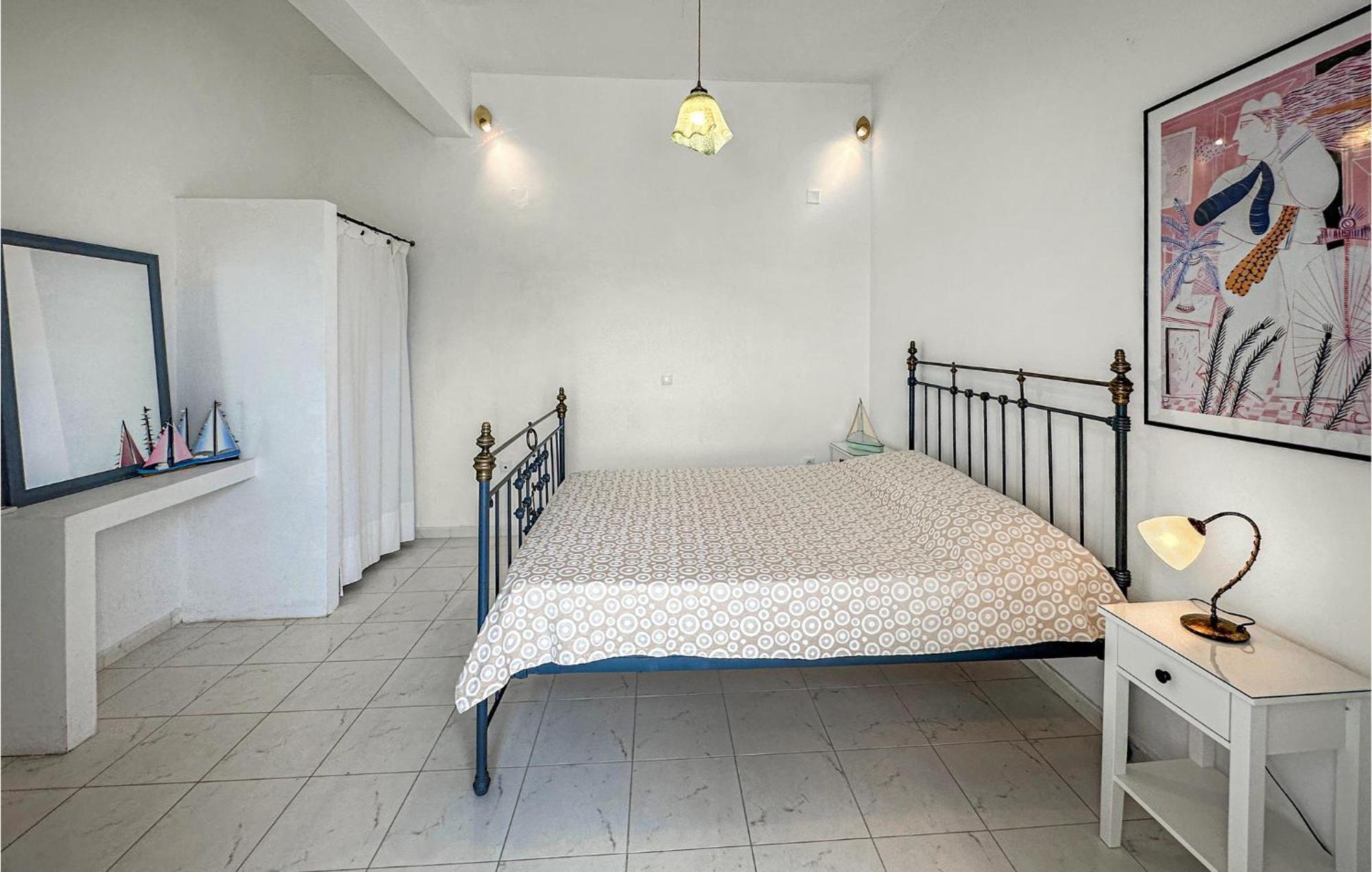 2 Bedroom Lovely Home In Kalamata Exterior photo